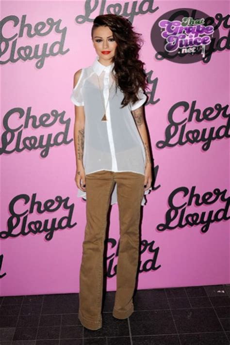 Hot Shots Cher Lloyd Sparkles At Single Signing That Grape Juice