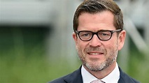 RTL verschafft Karl-Theodor zu Guttenberg Job als Moderator