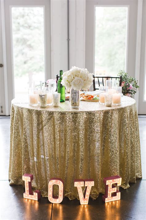 Glitzy Gold Sequin Sweetheart Table Linen