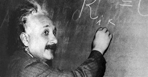 A História Por Trás Da Icônica Foto De Albert Einstein Com A Língua De Fora
