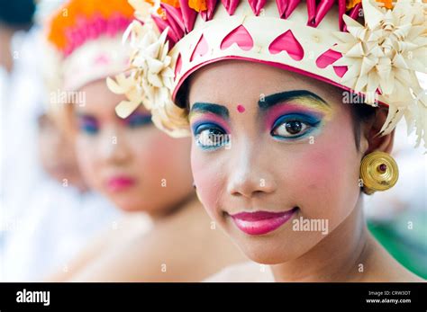 Children Group People Kids Young Bali Hi Res Stock Photography And