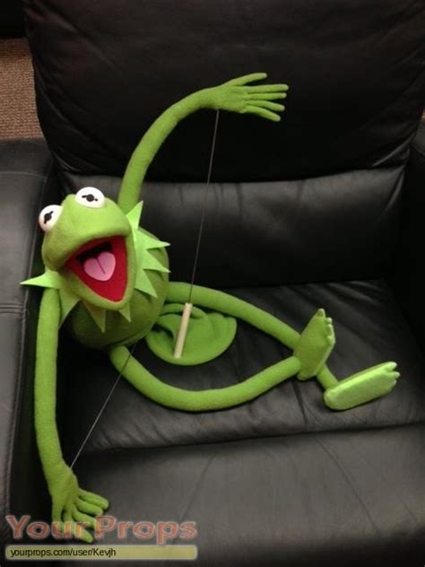The Muppet Show Kermit The Frog Replica Handpuppet Replica