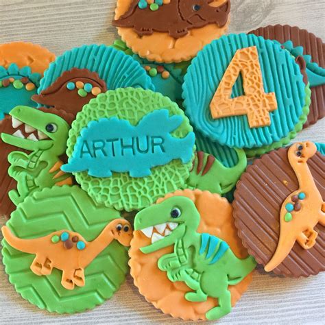 12 Dinosaur Cupcake Toppers Edible Fondant Birthday Etsy Fondant