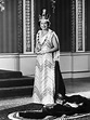 Elizabeth II: Young queen who grew into a modern monarch | CNN