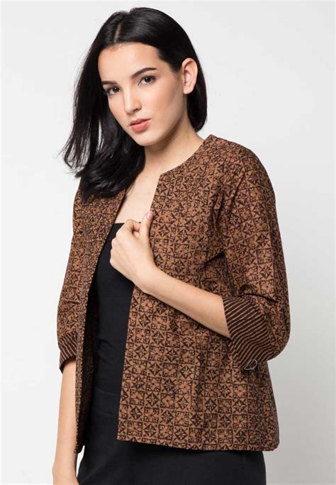 Batik khas jogja merepresentasikan budaya masyarakat jawa. √ 45+ Motif Batik Bunga (SEDERHANA, SIMPLE, MODERN, MODEL)