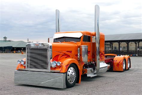 Custom Kenworth Trucks