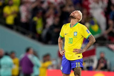 neymar s future with brazil uncertain after world cup loss cnc3