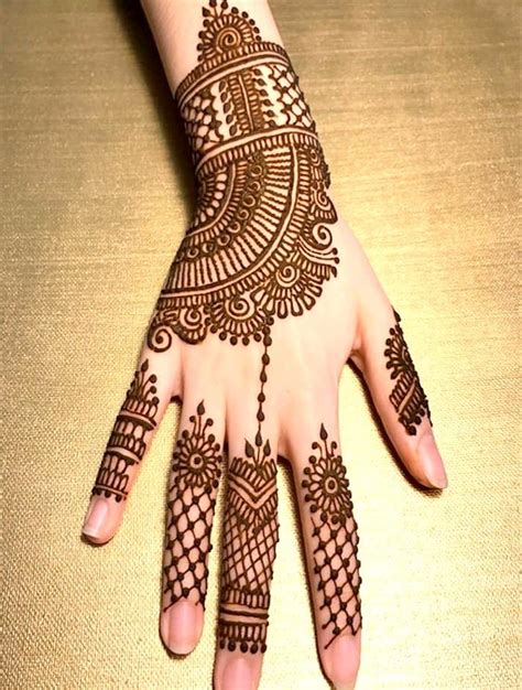 Immense Back Hand Arabic Mehndi Designs Crayon