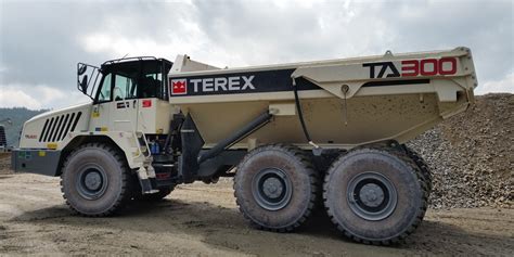 Terex Trucks Ta300 Makes Way For New Czech Motorway Mhw Magazine