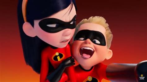 Violet And Dash Selfie Incredibles 2 Ad Incredibles2 Disney Pixar Disney Incredibles