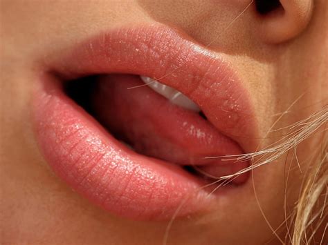 Online Crop Hd Wallpaper Girl Lips Sensuality Sensuous Sweet Tongue Women Wallpaper Flare