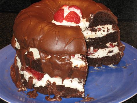 Lost cakes of the south. Holiday Dessert - Chocolate Avalanche Cake (Vote for Me Here) - At Home with Vicki Bensinger