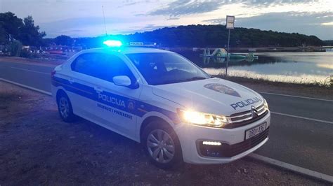 Policijska Uprava Istarska Teška Prometna Nesreća Na Području Rovinja