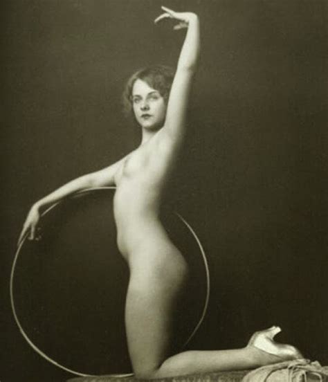 Carole Lombard Nude