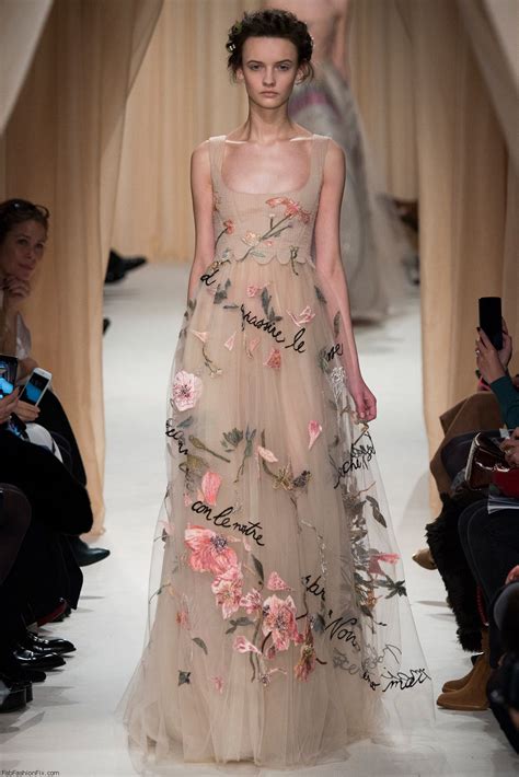 Valentino Haute Couture Springsummer 2015 Collection Fab Fashion Fix