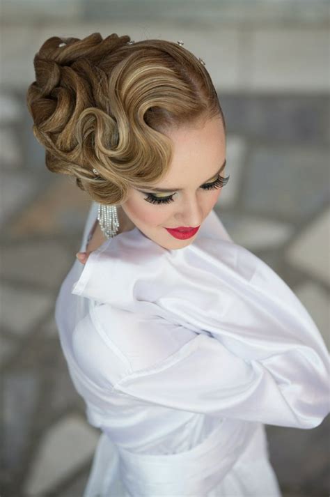 18 Gorgeous Finger Wave Hairstyles For Your Next Formal Event