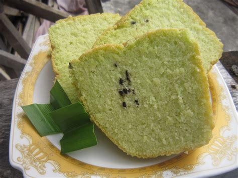 Journal Ibu Hanif Sponge Cake Pandan Iv Lembut Dan Lebih Enak