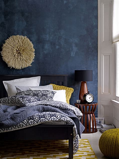 15 The Best Blue Wall Accents