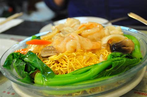 Hong Kong Style Crispy Fried Noodles I Love These Asian Recipes Recipes Food