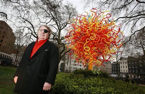 Glass Master Dale Chihuly In Hot Water Over Statements About His