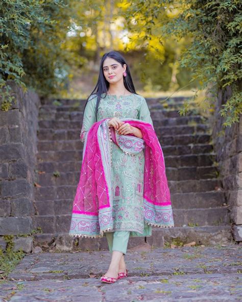 rimsha waheed kiani pakistani dresses casual casual dresses hot dresses tight beautiful