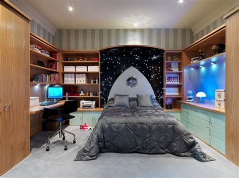 It all starts with the space ship. 18 Space-Themed Rooms for Kids