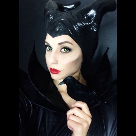 Alexa S Style Blog Maleficent Halloween Makeup Tutorial