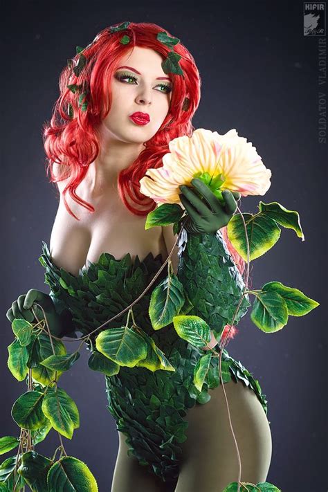 Lively Poison Ivy Cosplay Neatorama