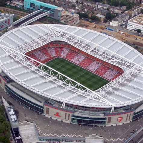 Londonning «arsenal» klubiga tegishli bo'lgan stadion. Arsenal FC - Adult Tour of the Emirates Stadium ...