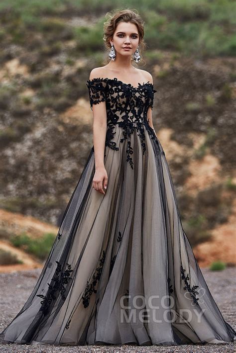 Wedding Dresses Black Brides Top Review Find The Perfect Venue For