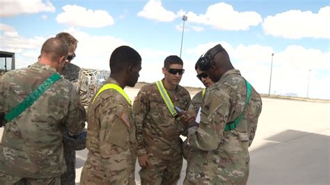First Round Of Fort Bliss Soldiers Deploy To Puerto Rico Kfox