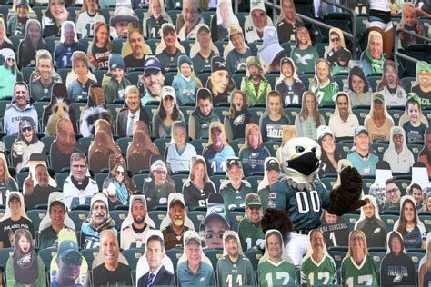 Philadelphia Eagles Fans Now Allowed Back At The Linc