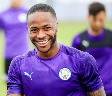 Стерлинг рахим / sterling raheem. Raheem Sterling nominated for English football player of the year | Buzz