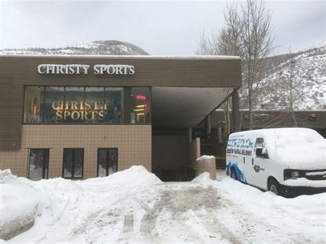 Christy sports, the rocky mountain specialty ski and snowboard retailer with more than 50 locations born from a single store on west colfax avenue in 1958, is pushing into the pacific northwest with its acquisition of washington's venerable sturtevant's, ski mart and annual sale event skibonkers. Vail Snowboard Rental - Ski Rentals - Christy Sports | Ski ...