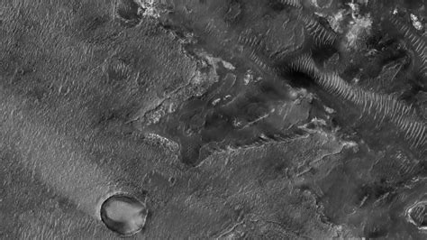Mars Inverted And Light Toned Terrain In Gorgonum Chaos Youtube