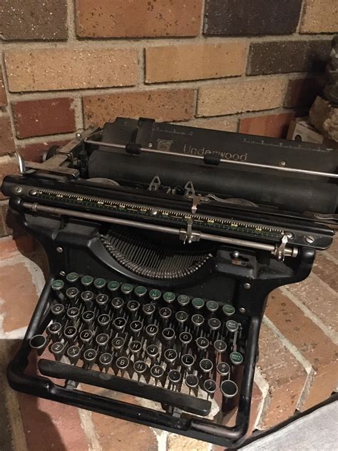Hi Typists Im New To Reddit And To Typewriters I Have An Old