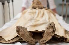 mummy mummies baby woman die did