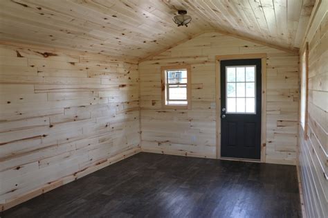 Breathtakingly Beautiful Knotty Pine Paneling For Such A Small Space
