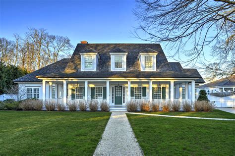 This 25 Million Beach House In Wainscott New York Has Its Very Own