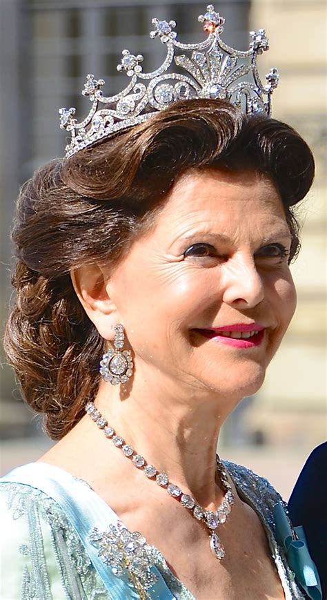Königin Silvia von Schweden fordert kindgerechte Missbrauchsverfahren