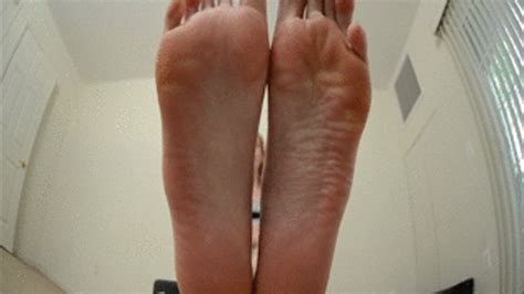 The Big Blonde Is Back Gigantic Size 11 Soles Incredibly Long Toes Flicks Flea Size