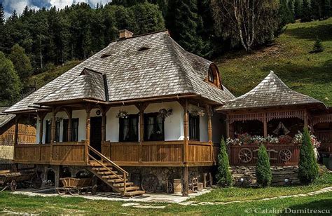 Traditional House From Bucovina Romania Traditional Houses