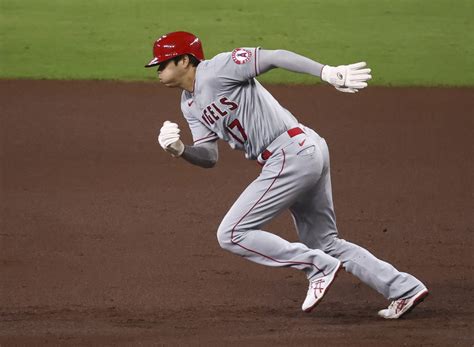 Los Angeles Angels Shohei Ohtani Finally Plays In The Field