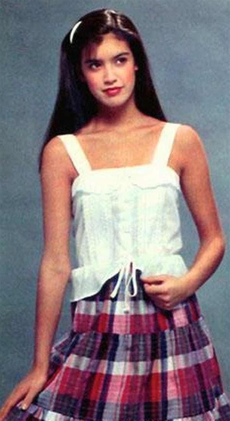 Pin On Phoebe Cates