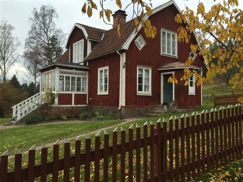 Katthulthof In Småland Arkitektur Burspråk Fönster Spröjs