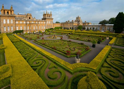 It was designed by james barnet and constructed by john young, at a cost of £191,800 in only eight months. Blenheim Palace Garden