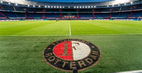 Officiële twitter account van feyenoord rotterdam. Gezond Feyenoord kijkt verder: 'Zorgen dat kleinere clubs ...