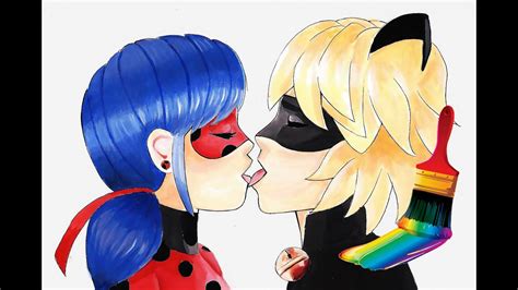 Ladybug And Cat Noir Fanart Kiss Fevereiro Wallpaper