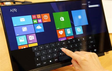 Lg Uses Advanced In Cell Touch Technology For Next Gen Laptop Screens