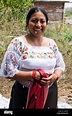 Mujer - Ecuador ecuatoriano tradicional vestido en una celebración del ...